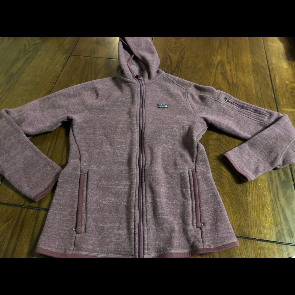 Super warm and adorable Patagonia Sweater.